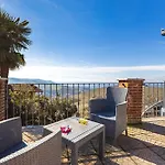 Hostdomus - Residenza La Vigna