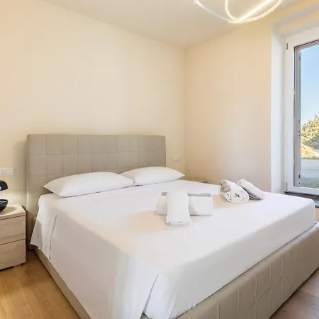Hostdomus - Residenza La Vigna *