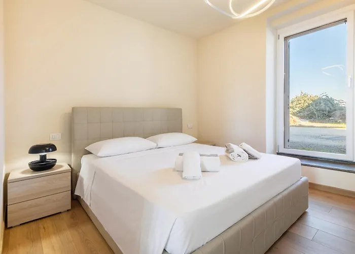 Hostdomus - Residenza La Vigna *