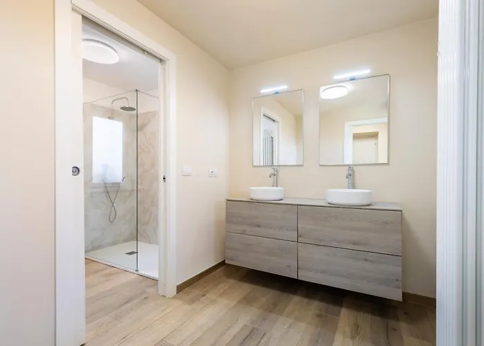 Hostdomus - Residenza La Vigna Apartamento *