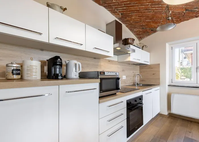 Hostdomus - Residenza La Vigna * Dogliani