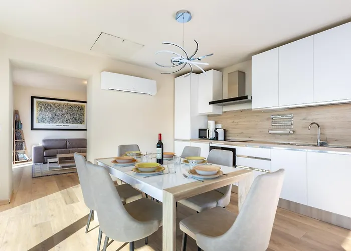 Hostdomus - Residenza La Vigna Appartement *