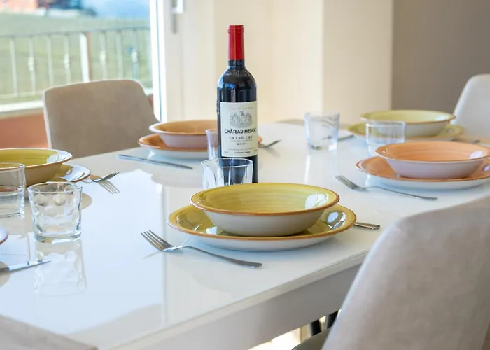 Hostdomus - Residenza La Vigna Appartement *